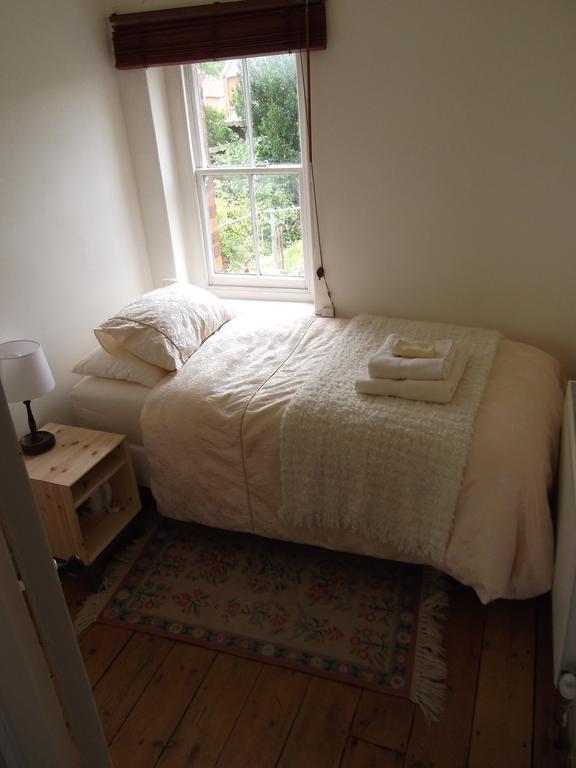 Moon In The Apple Tree Bed & Breakfast Glastonbury Rom bilde